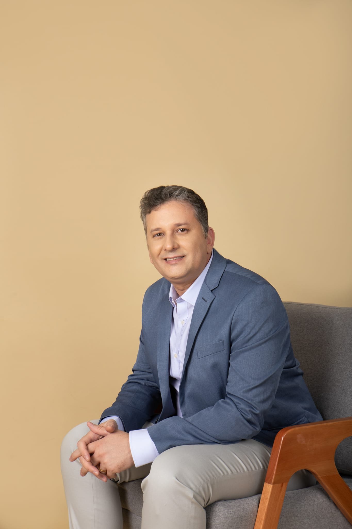 Dr. Joctã Dias, biomédico esteta e tricologista em Belo Horizonte